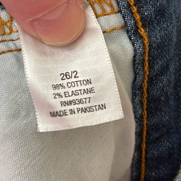 Stylus Crop Distressed Boyfriend Jeans, Women’s size 26/2, Medium Wash Blue - Picture 4 of 10